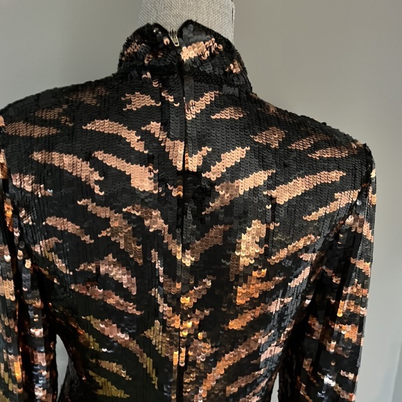 Mark & John after 5 sequin dress - Picture 6 of 7